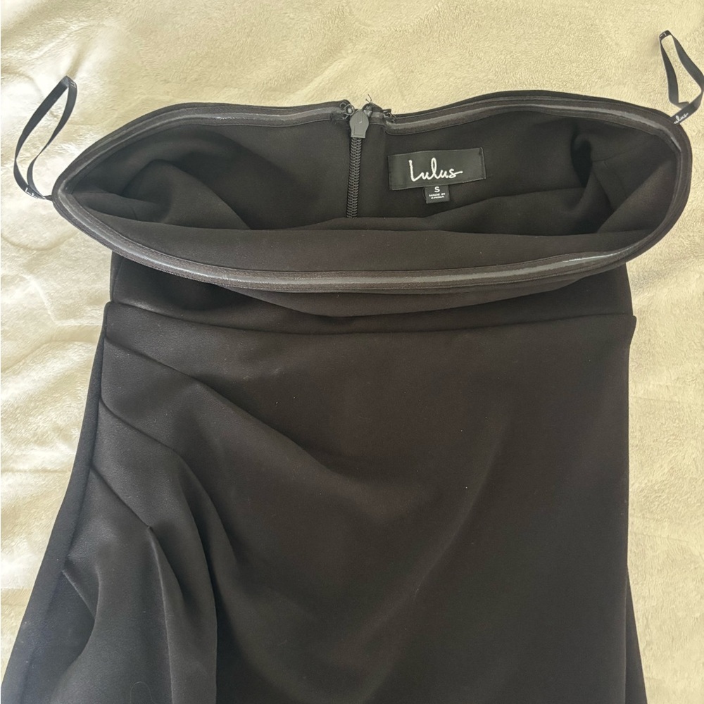 Lulu's strapless Black Dress - Picture 3 of 4